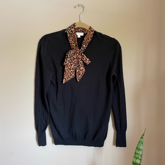 14th & Union Black Leopard Print Pussybow Tie Crew Neck Pullover Sweater - Picture 4 of 4